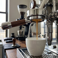 Yozcoffee Portafiltro E61 da 58 mm con manico in legno, senza fondo e con beccuccio - miniatura 2