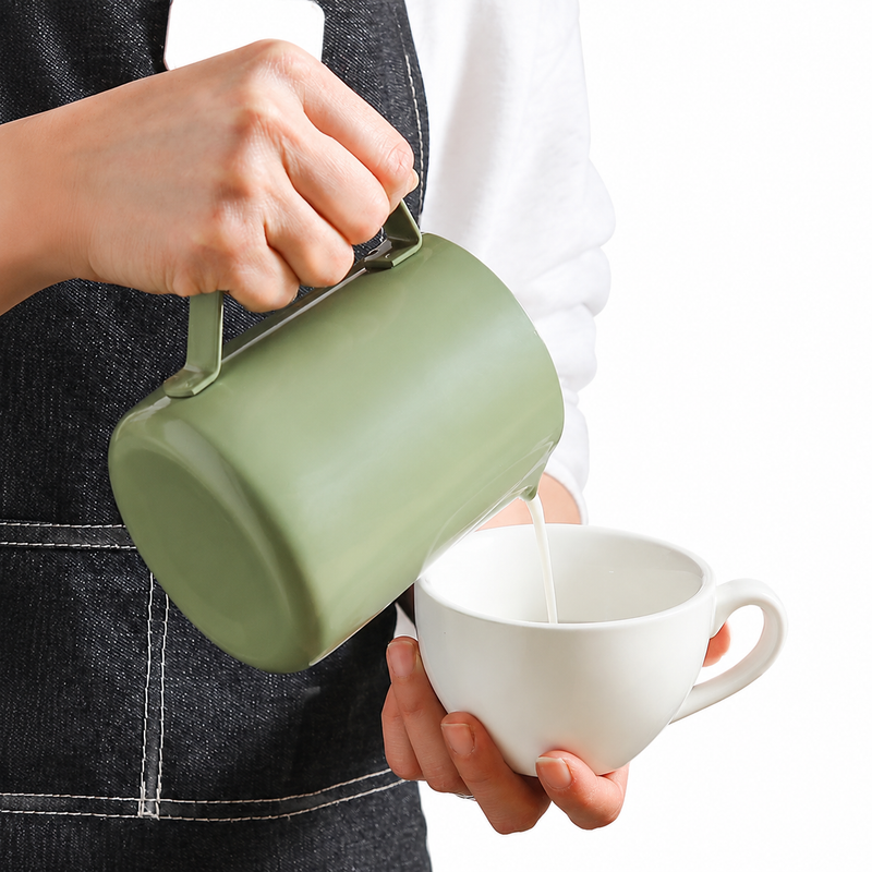 Yozcoffee Lattiera per latte art 350/600 ml in acciaio inox 304 sfumato - immagine del prodotto
